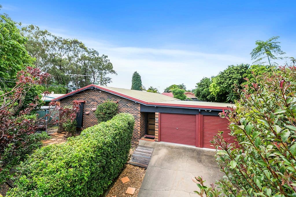 16 Bowen Street, Capalaba QLD 4157, Capalaba - Thumbnail 2