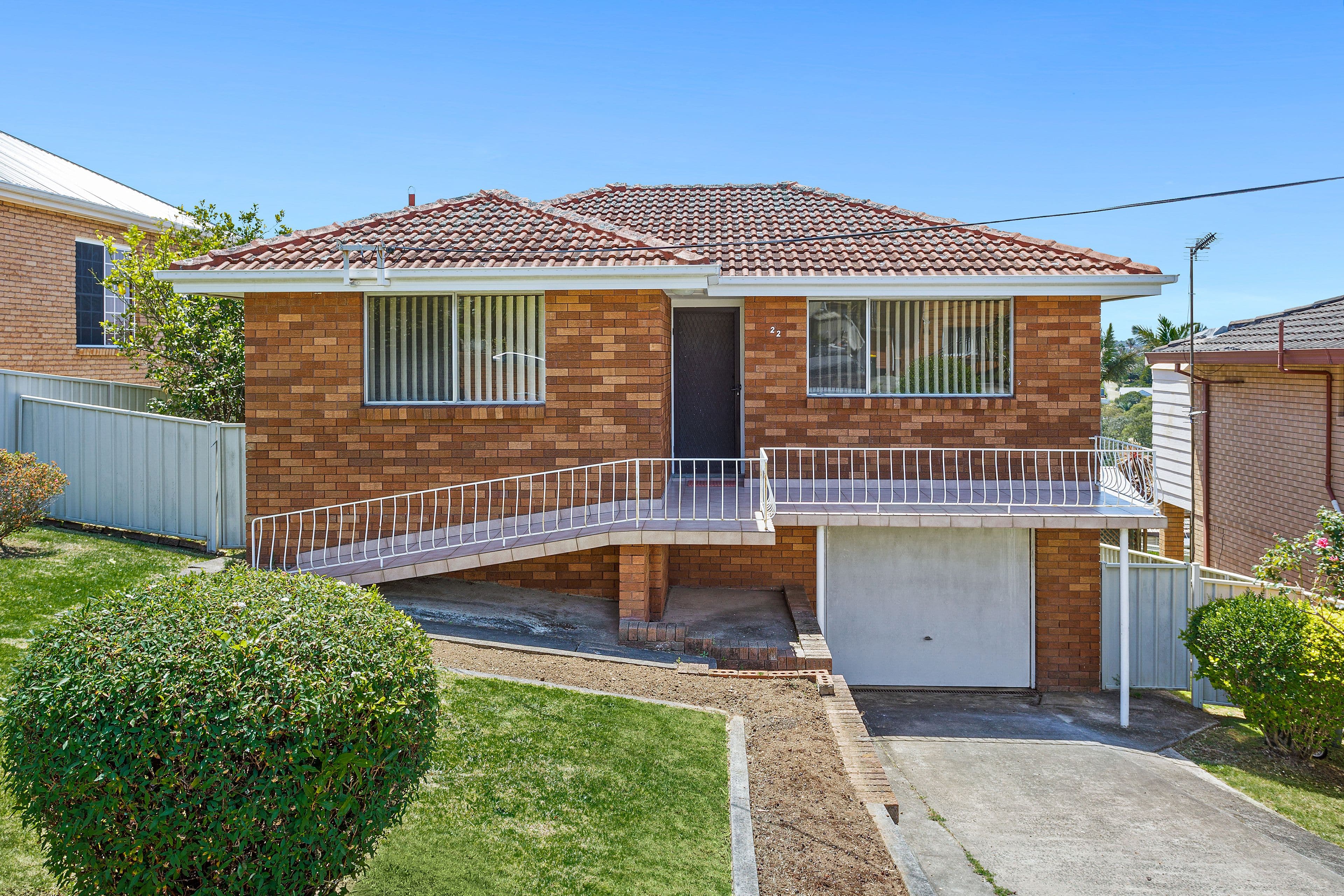 22 Beverley Avenue, Unanderra NSW 2526, Unanderra - Image 1
