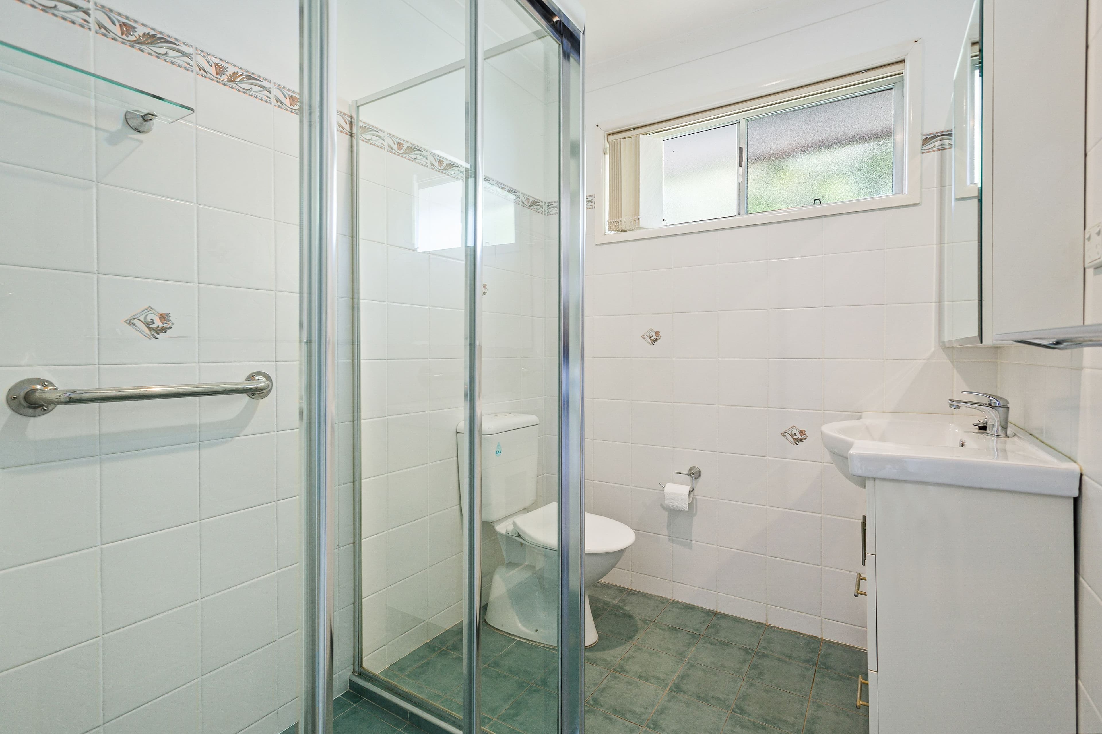 22 Beverley Avenue, Unanderra NSW 2526, Unanderra - Thumbnail 6