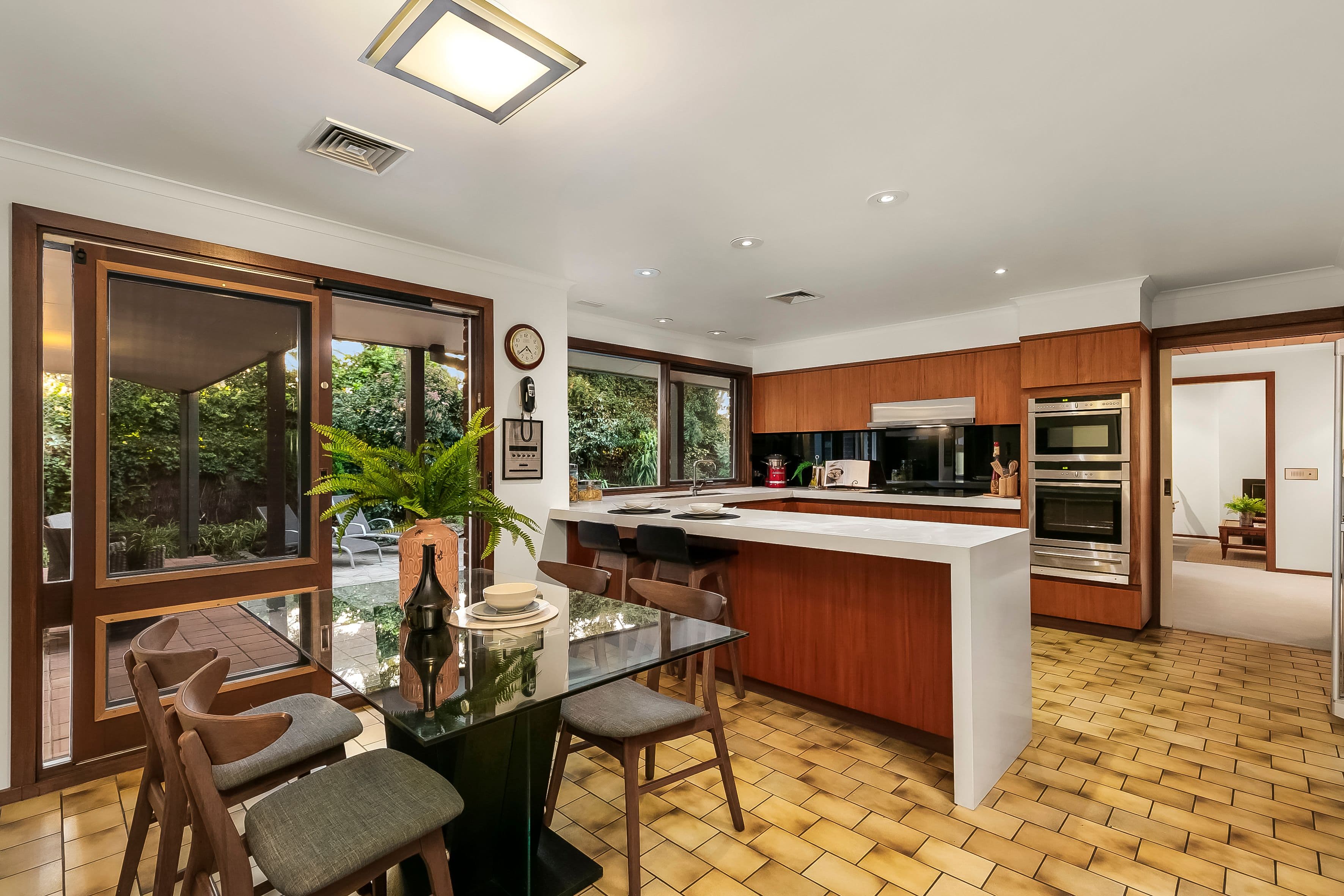 9 McLeod Place, Mount Waverley VIC 3149, Mount Waverley - Thumbnail 4