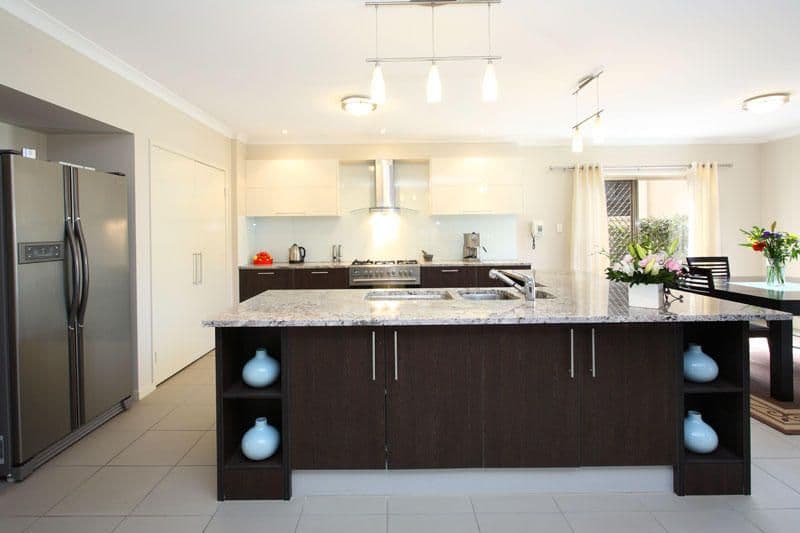 8 Cerbaia Close, BRIDGEMAN DOWNS QLD 4035, Bridgeman Downs - Thumbnail 6