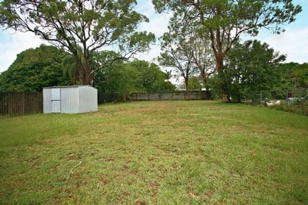 28 Snook Street, CLONTARF QLD 4019, Clontarf - Thumbnail 2