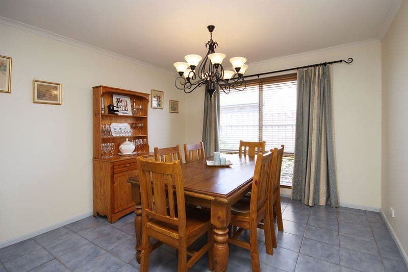 32 Yeovil Circuit, CRAIGMORE SA 5114, Craigmore - Thumbnail 5
