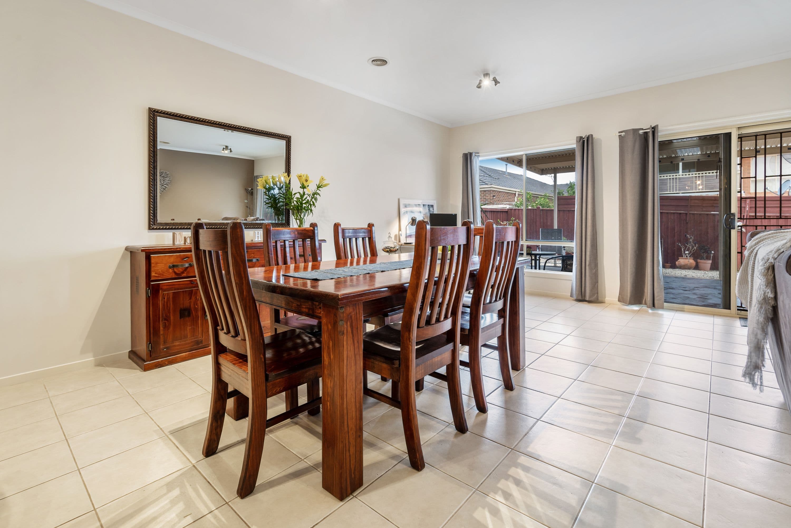 9 Hoxton Crescent, Craigieburn VIC 3064, Craigieburn - Thumbnail 5