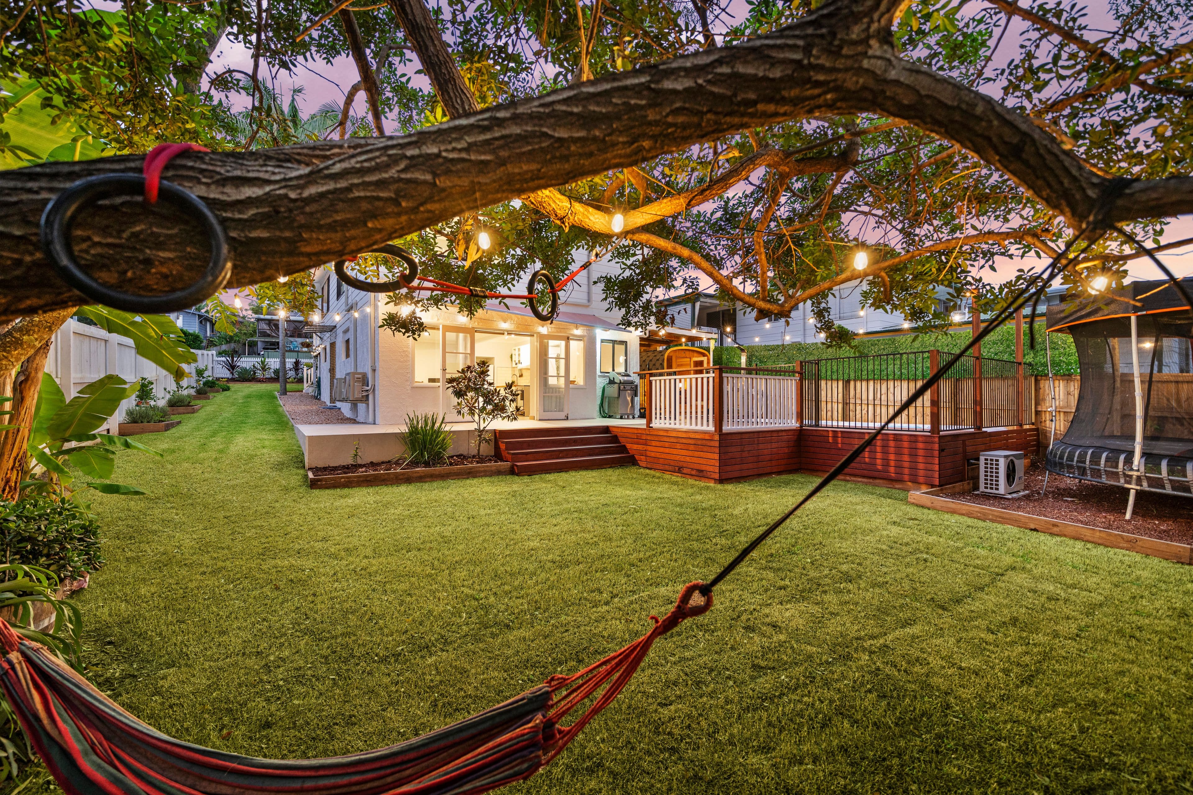 13 Warana Avenue, Southport QLD 4215, Southport - Thumbnail 3