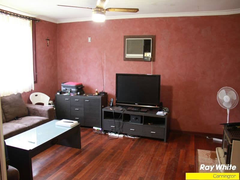 168 Railway Parade, QUEENS PARK WA 6107, Queens Park - Thumbnail 4