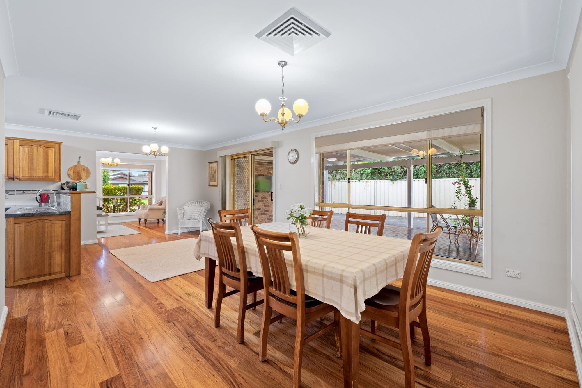 4 Bujan Street, Glenmore Park NSW 2745, Glenmore Park - Thumbnail 3