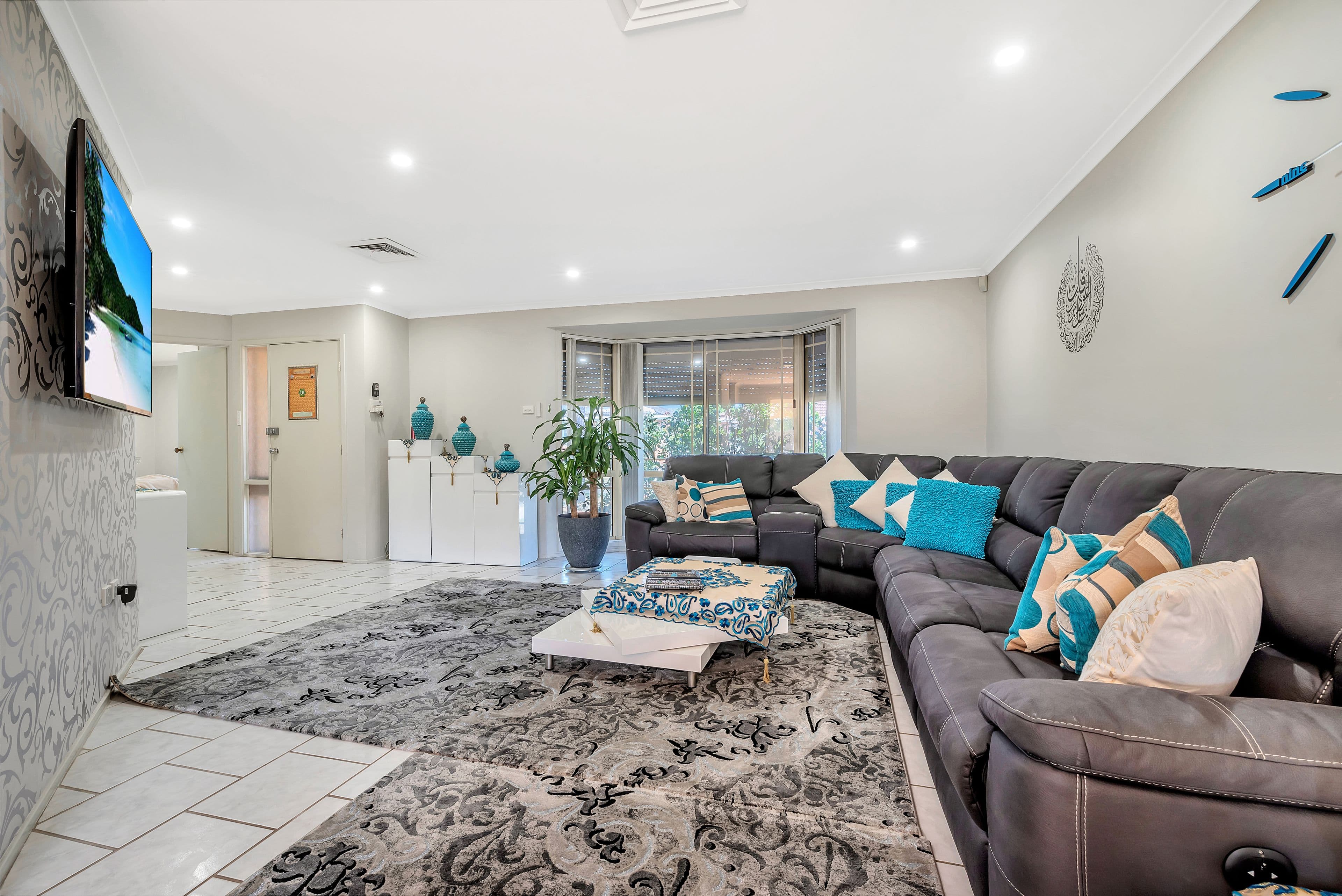 15 Nimbin Avenue, Hoxton Park - Thumbnail 2