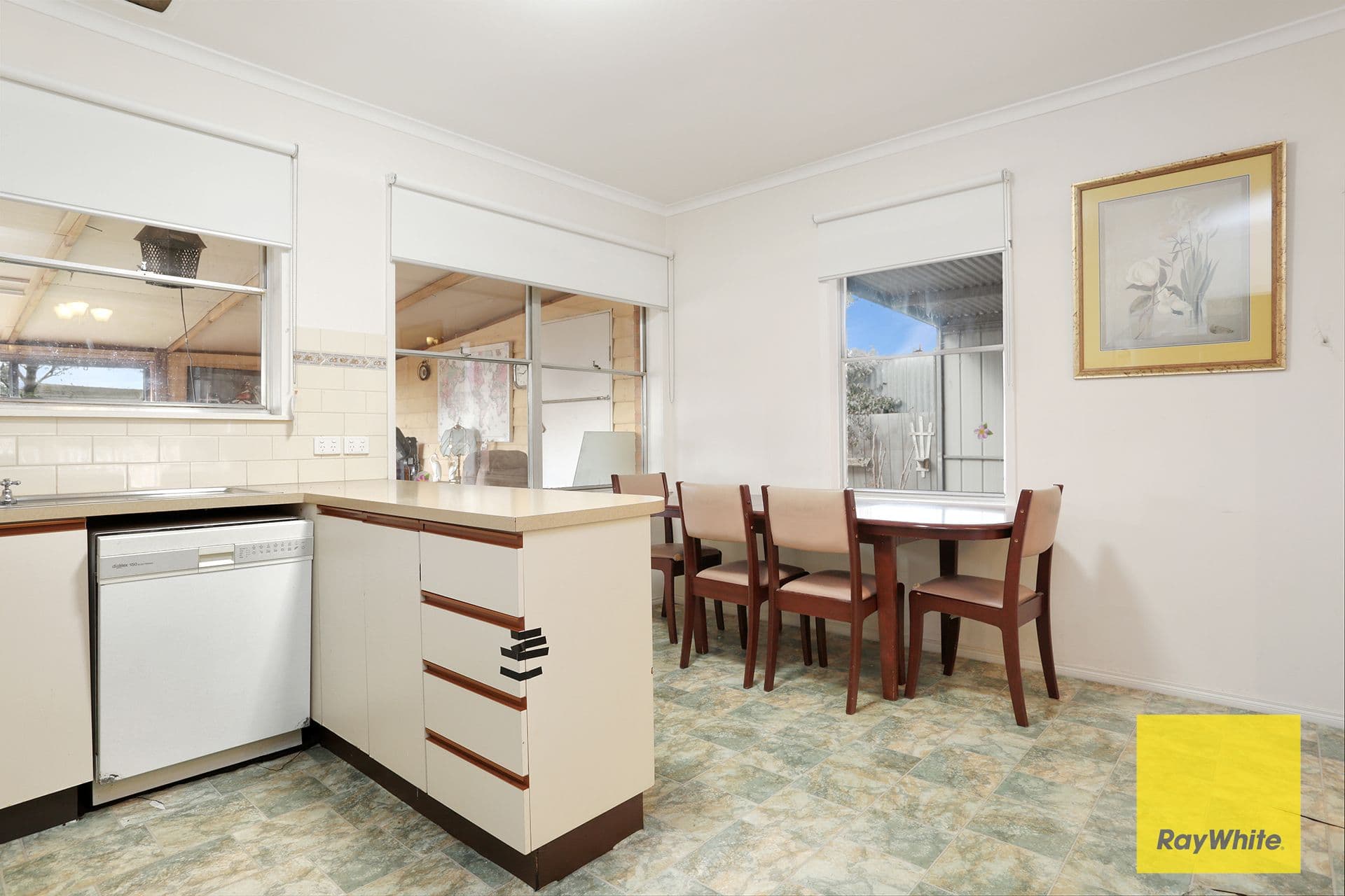 5 Bladin Street, Point Cook VIC 3030, Point Cook - Thumbnail 5