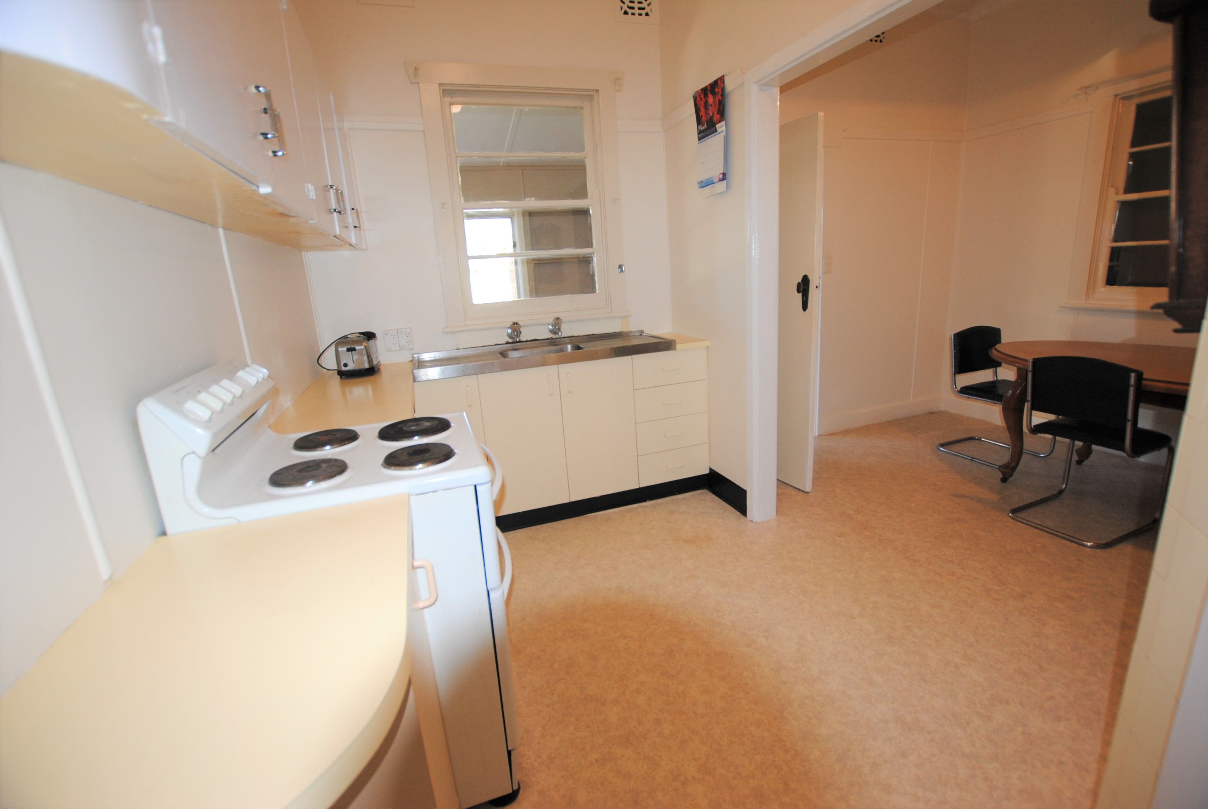 2 Gallipoli Street, Griffith - Thumbnail 8