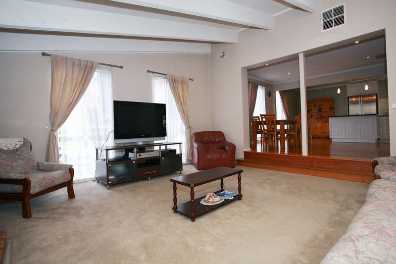 7 Lipton Drive, DANDENONG NORTH VIC 3175, Dandenong North - Thumbnail 3
