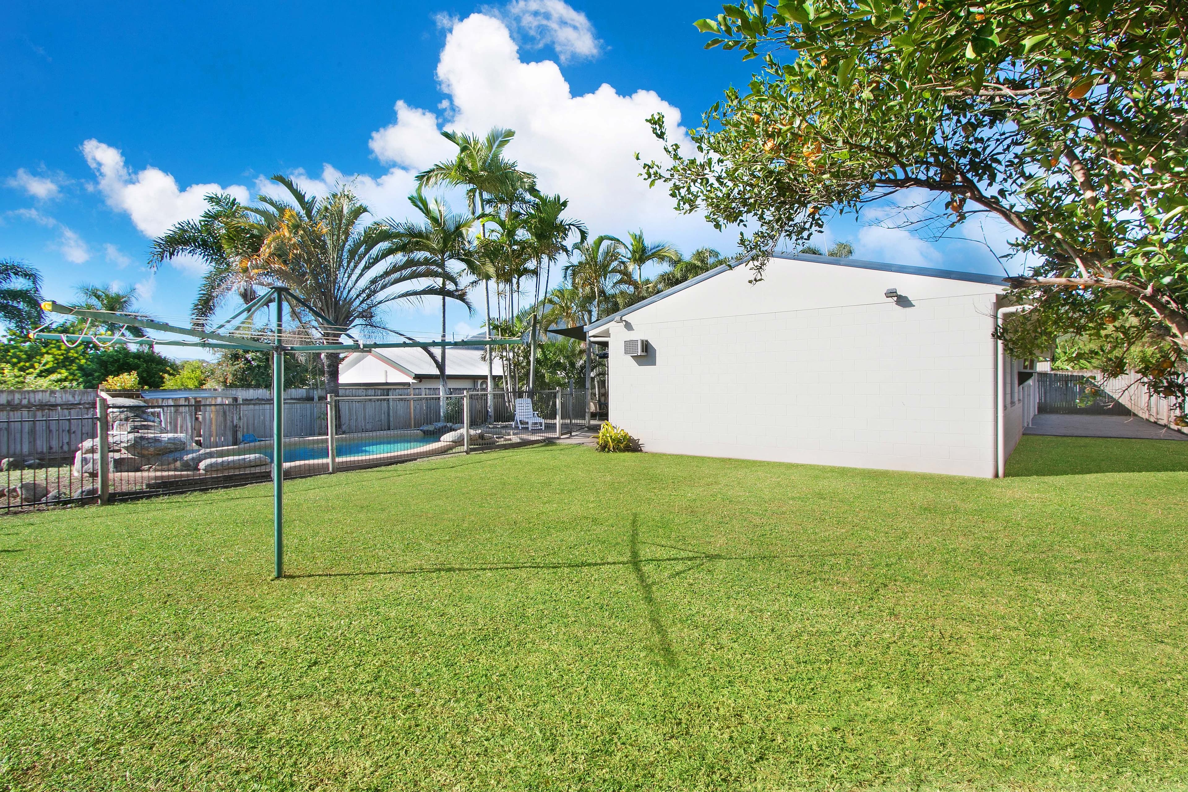 11 Hatfield Close, Gordonvale QLD 4865, Gordonvale - Thumbnail 2