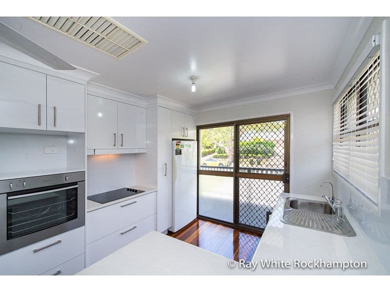 16 Wentworth Terrace, THE RANGE QLD 4700, The Range - Thumbnail 2