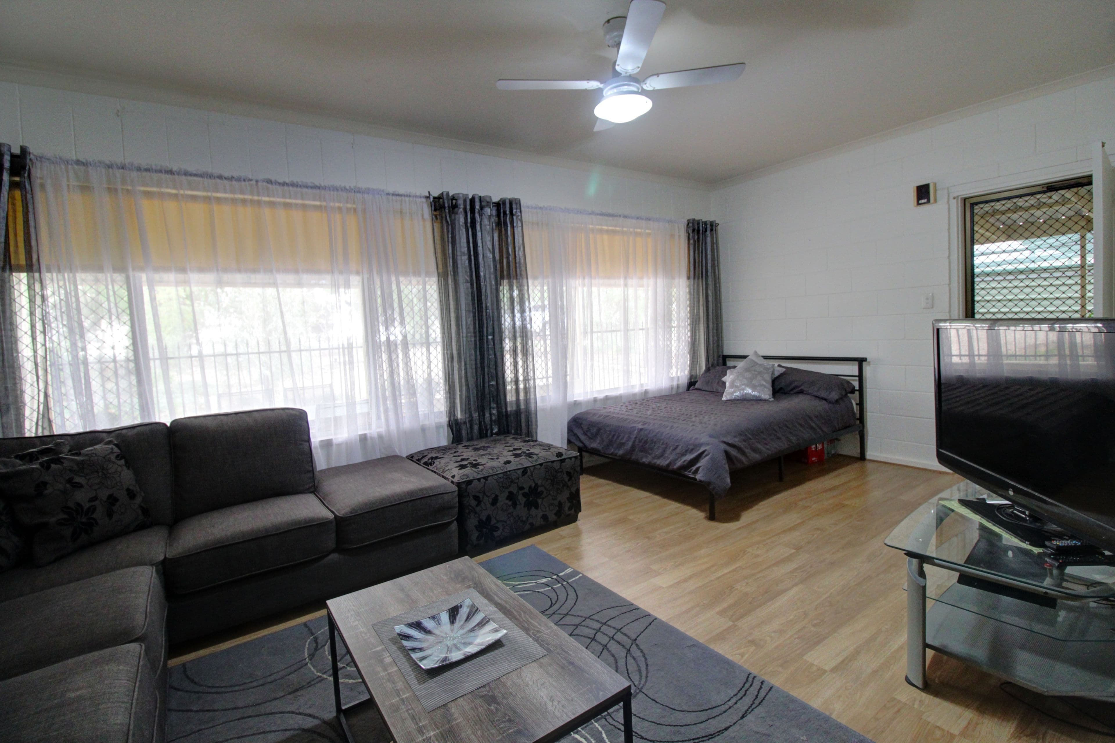 7 Queen Elizabeth Drive, Barmera SA 5345, Barmera - Thumbnail 5