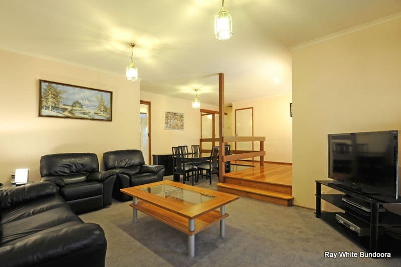 8 Blackman Avenue, MILL PARK VIC 3082, Mill Park - Thumbnail 2