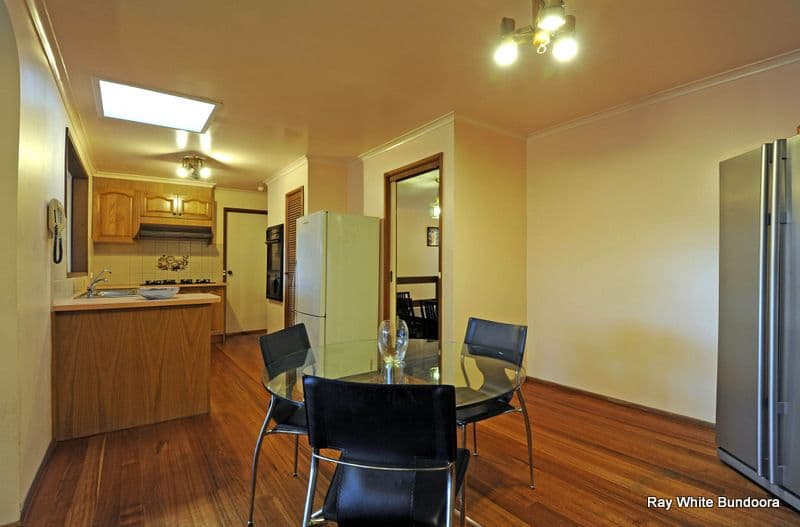 8 Blackman Avenue, MILL PARK VIC 3082, Mill Park - Thumbnail 4