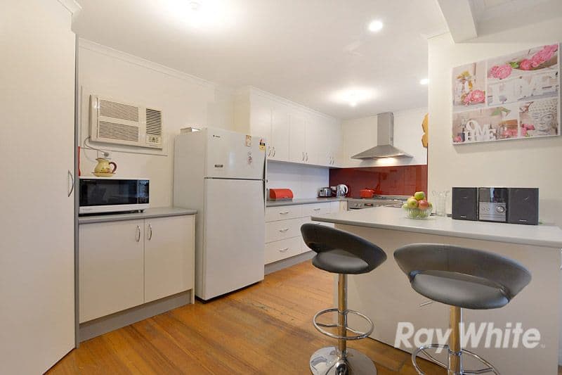 17 Johnson Drive, Ferntree Gully VIC 3156, Ferntree Gully - Thumbnail 3
