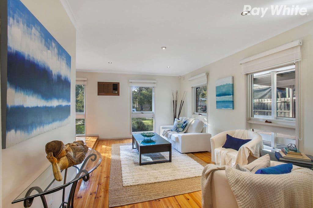 8 Greenaway Drive, Ferntree Gully VIC 3156, Ferntree Gully - Thumbnail 2