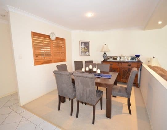 17 Kite Circuit, ARUNDEL QLD 4214, Arundel - Thumbnail 8