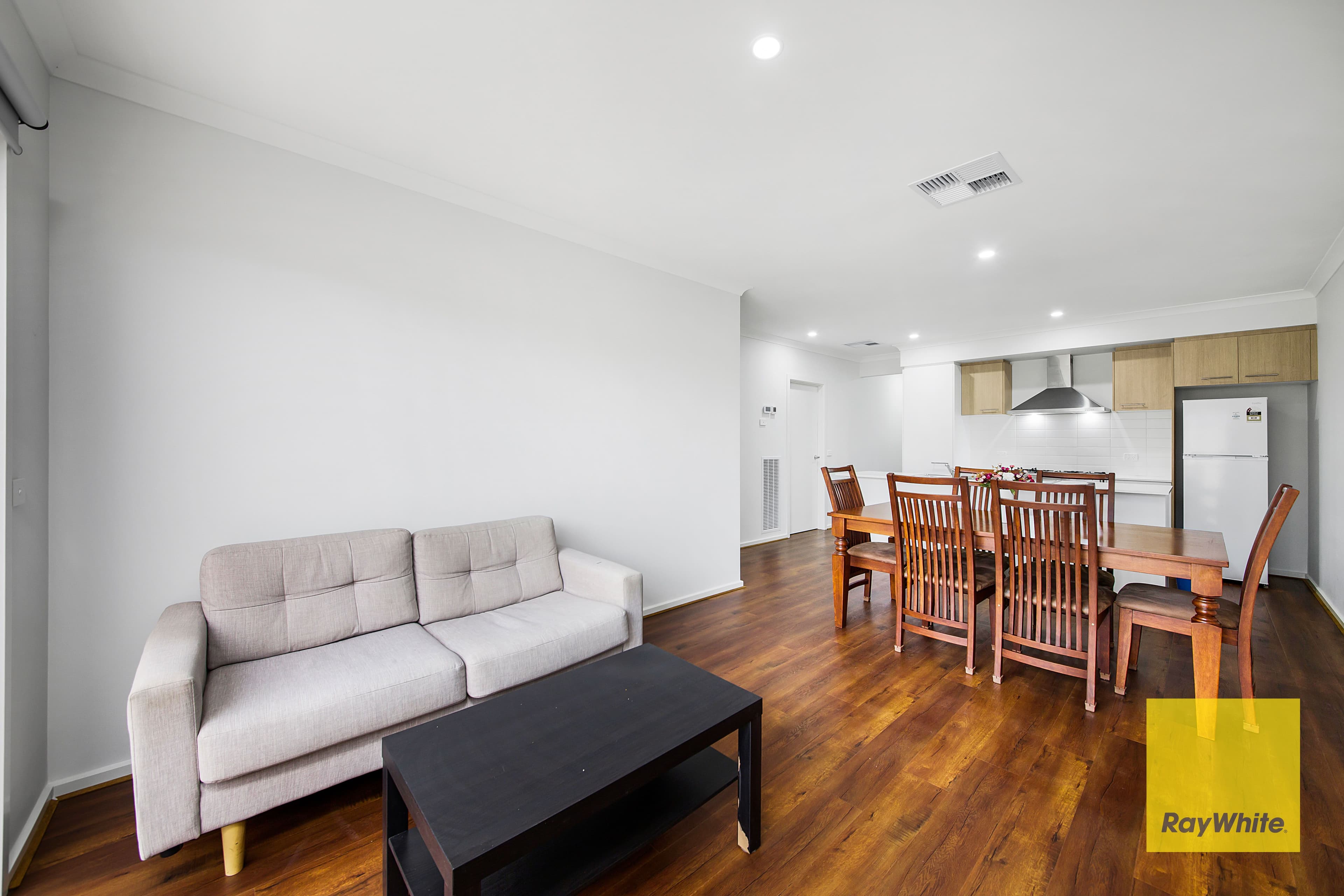 18 Houdini Drive, Tarneit VIC 3029, Tarneit - Thumbnail 4