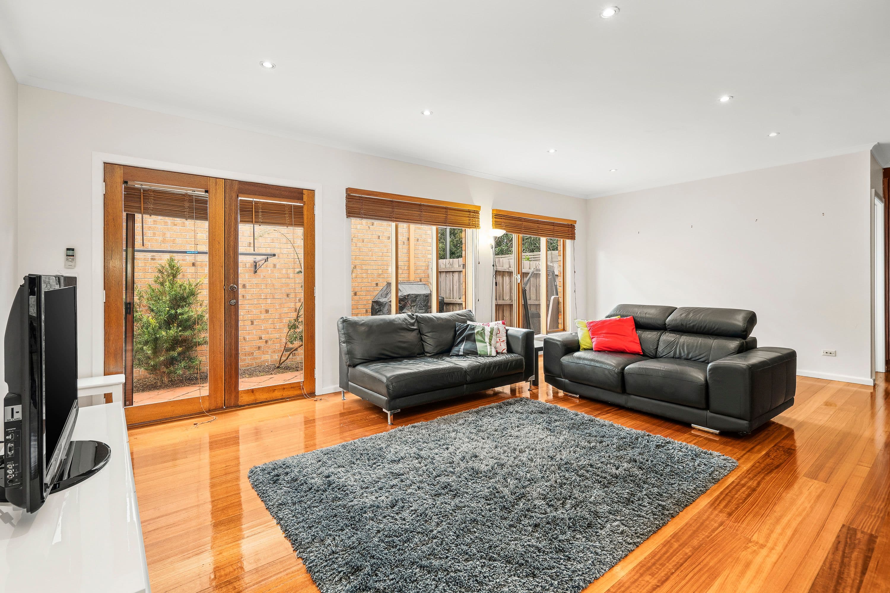 13 Aubrey Street, Vermont VIC 3133, Vermont - Thumbnail 2