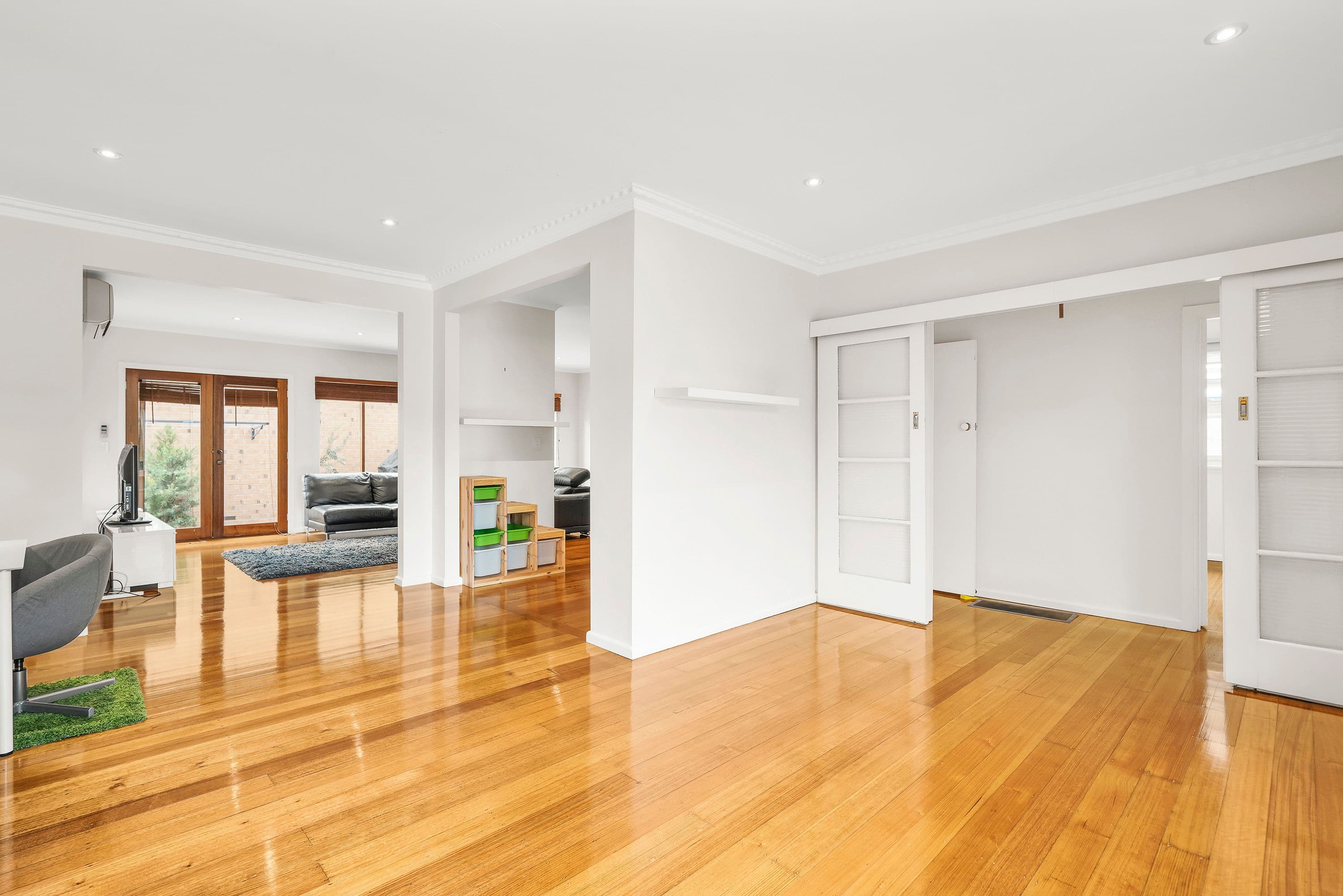 13 Aubrey Street, Vermont VIC 3133, Vermont - Thumbnail 3