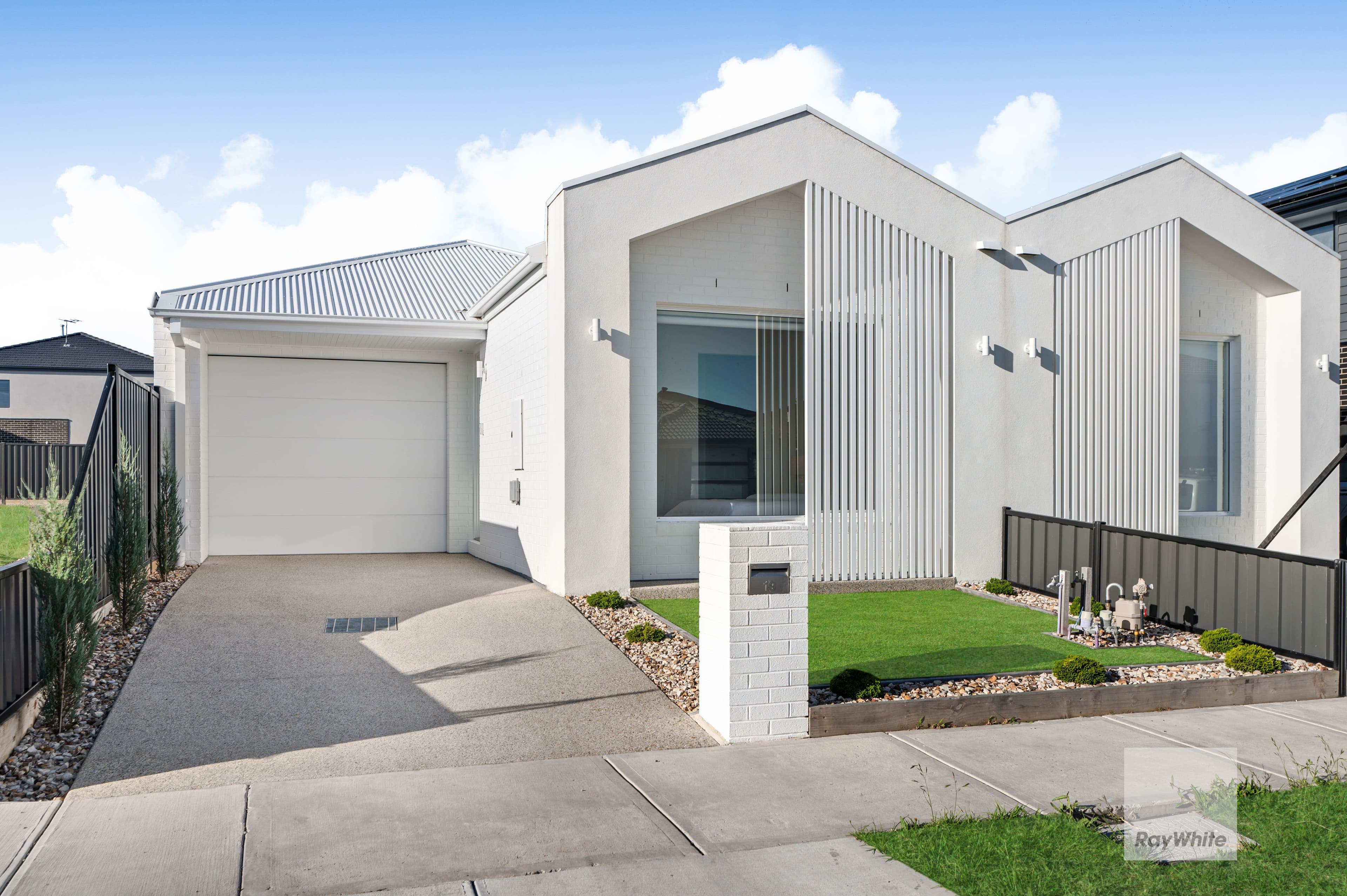 19 Taloumbi Crescent, Greenvale VIC 3059, Greenvale - Image 1