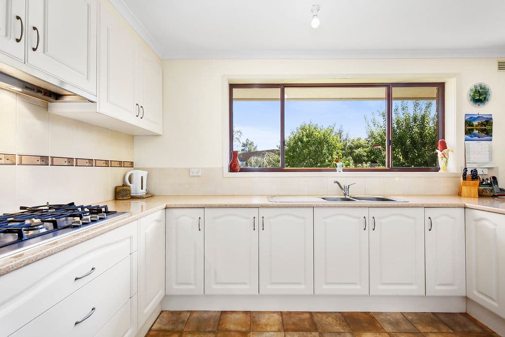1 Carey Court, Coldstream VIC 3770, Coldstream - Thumbnail 4