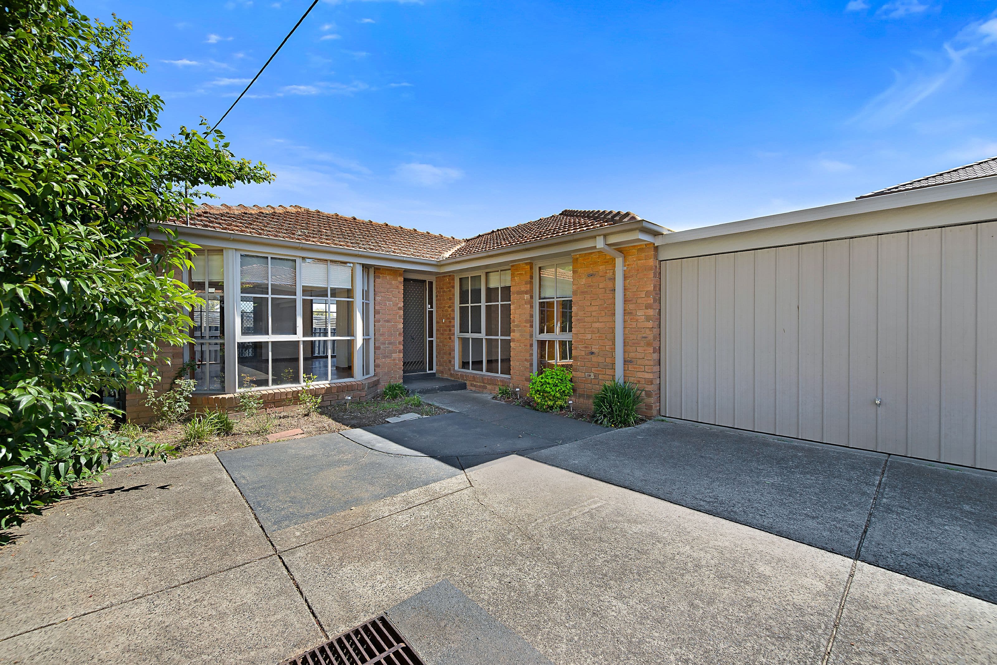 52 Sesame Street, Mount Waverley VIC 3149, Mount Waverley - Image 1