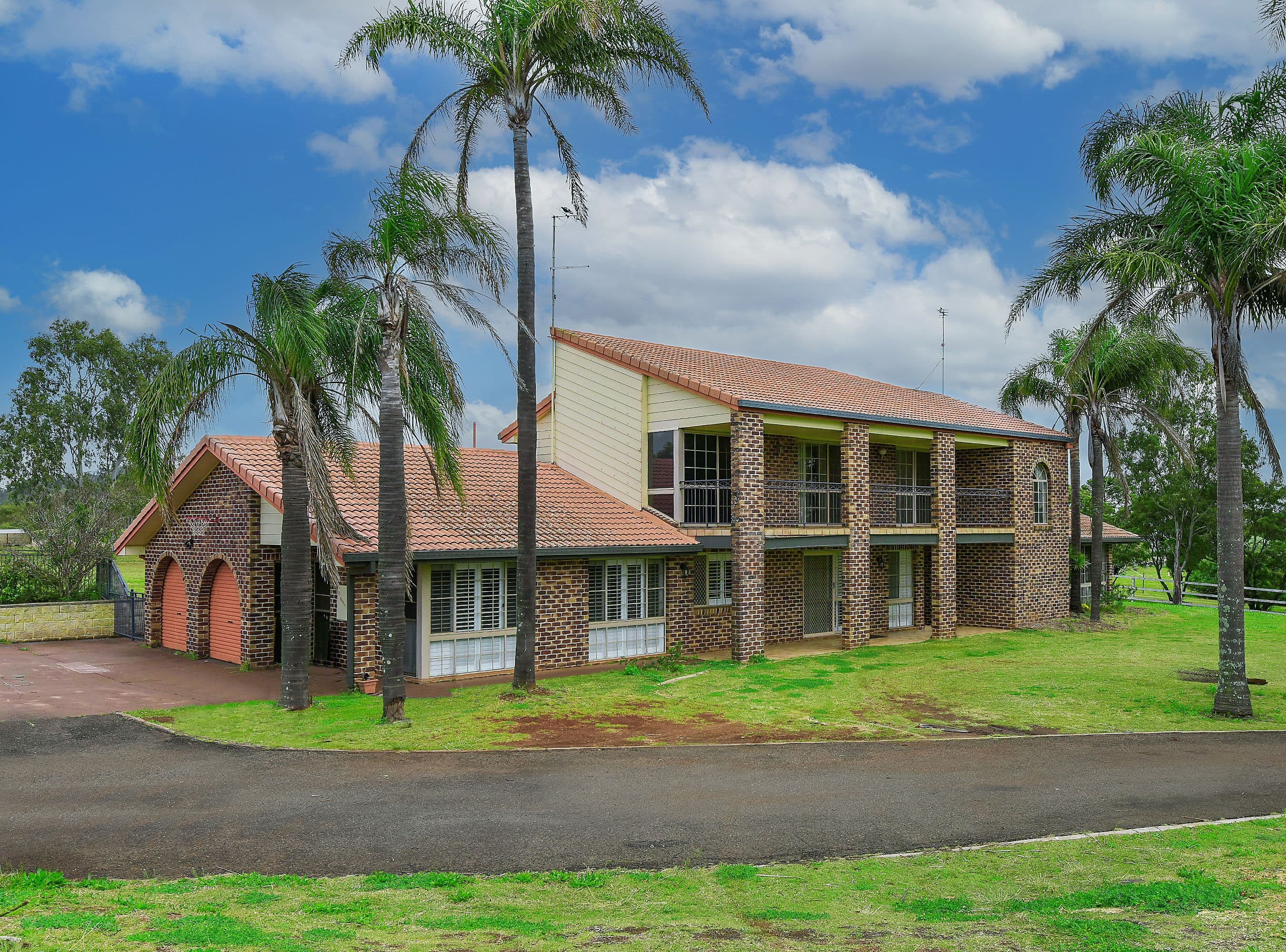 7 Birdland Drive, Glenvale QLD 4350, Glenvale - Image 1