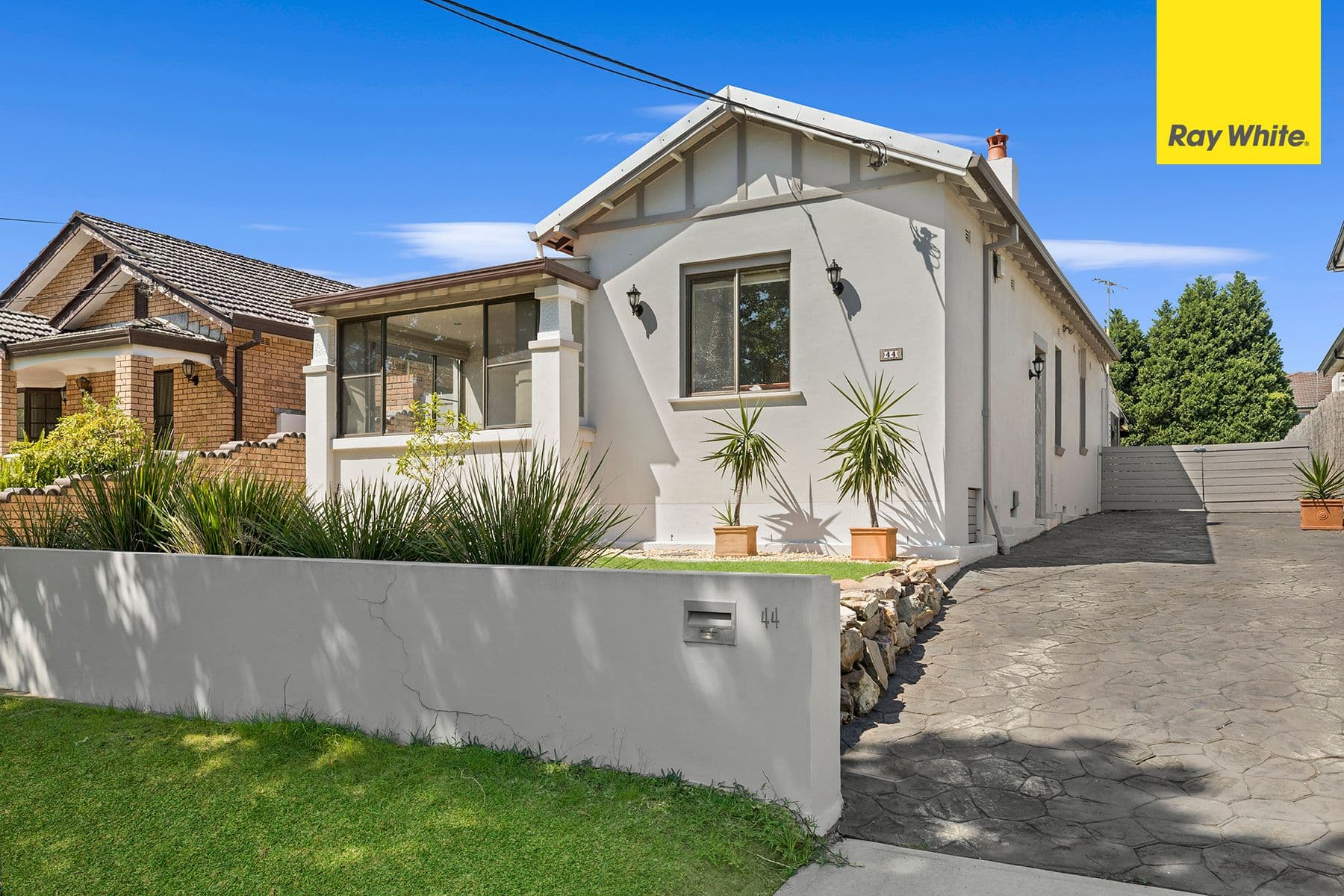 44 Broadway, Punchbowl - Image 1