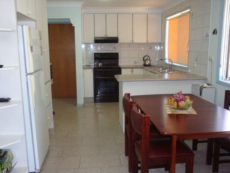 8  Marina Close, BOSSLEY PARK NSW 2176, Bossley Park - Thumbnail 2