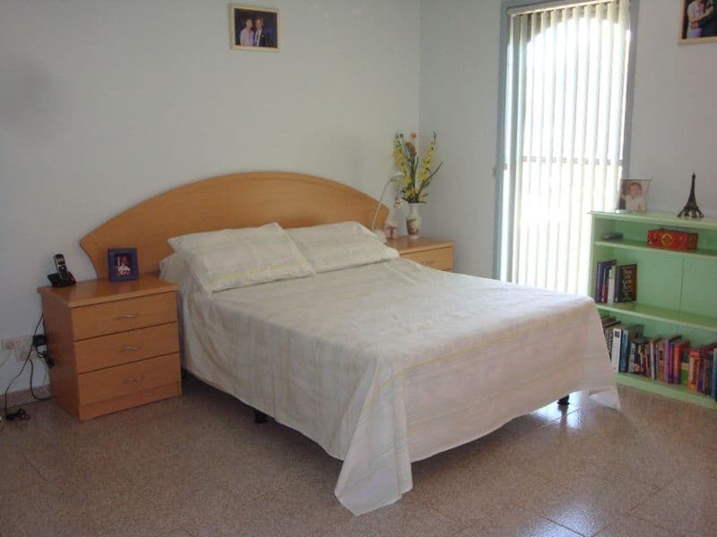 8  Marina Close, BOSSLEY PARK NSW 2176, Bossley Park - Thumbnail 6