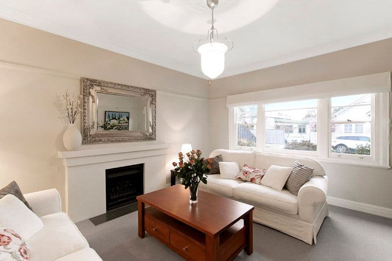 48 Holywood Grove, CARNEGIE VIC 3163, Carnegie - Thumbnail 2