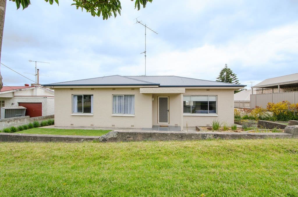 12 Birdwood Avenue, Mount Gambier SA 5290, Mount Gambier - Thumbnail 2
