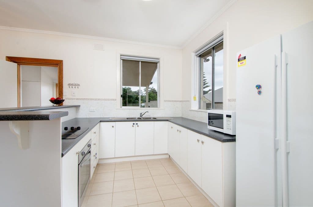 12 Birdwood Avenue, Mount Gambier SA 5290, Mount Gambier - Thumbnail 5