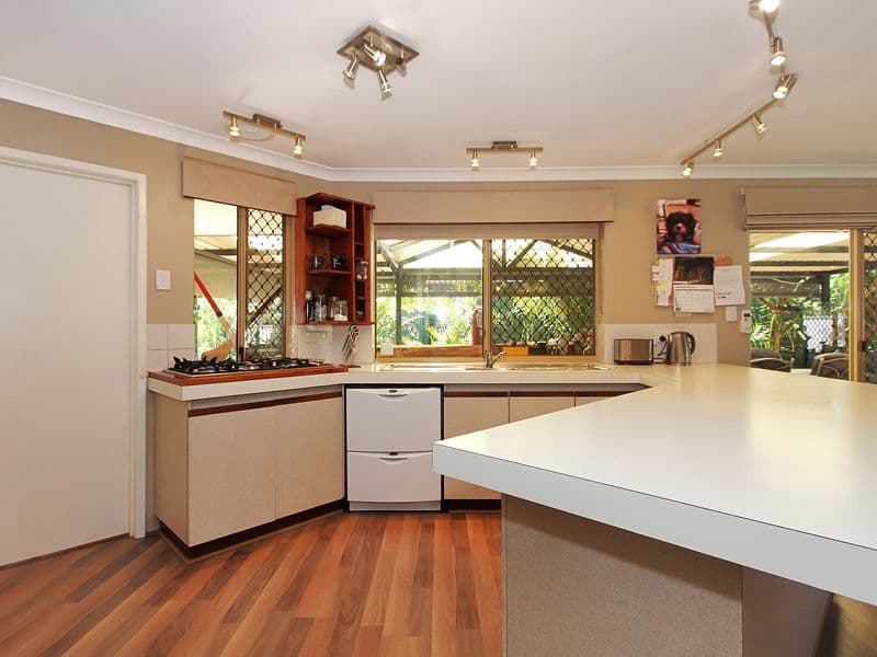 1 Jennifer Place, ALEXANDER HEIGHTS WA 6064, Alexander Heights - Thumbnail 2
