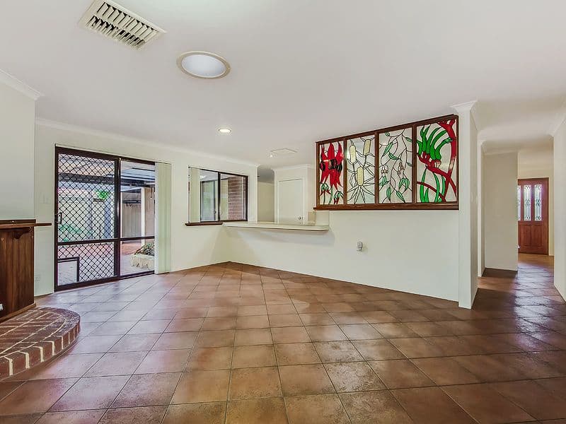 82 Mclarty Road, HALLS HEAD WA 6210, Halls Head - Thumbnail 2
