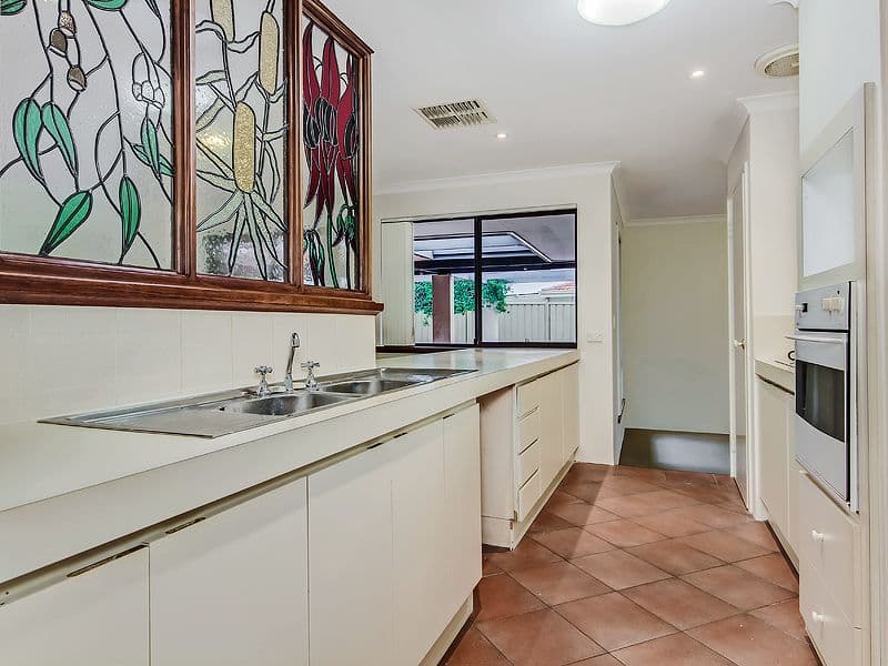 82 Mclarty Road, HALLS HEAD WA 6210, Halls Head - Thumbnail 4