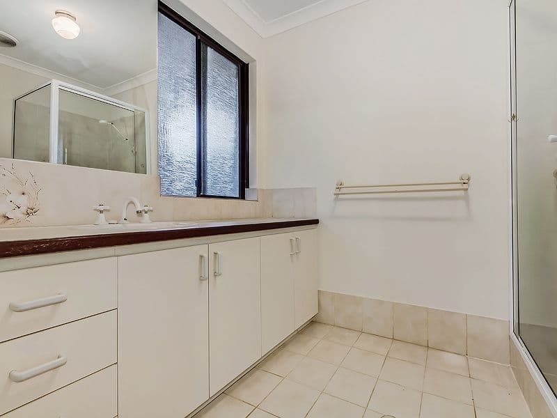 82 Mclarty Road, HALLS HEAD WA 6210, Halls Head - Thumbnail 8
