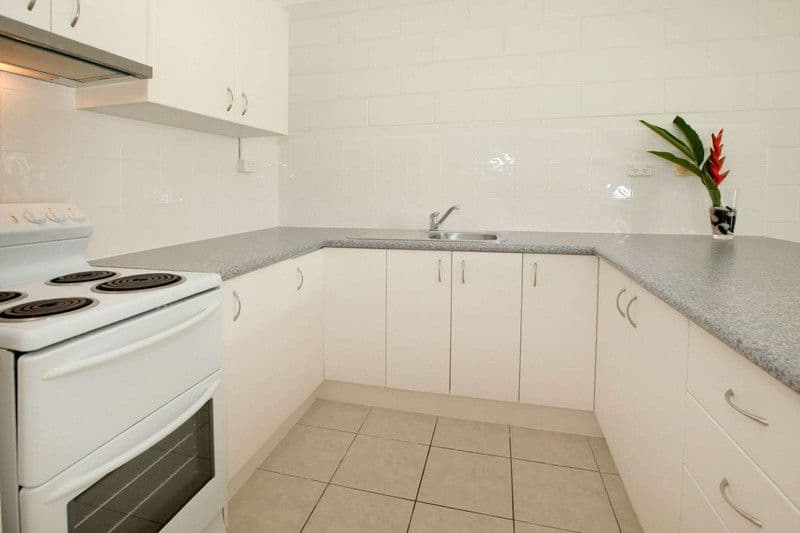 135 Eyre Street, NORTH WARD QLD 4810, North Ward - Thumbnail 2