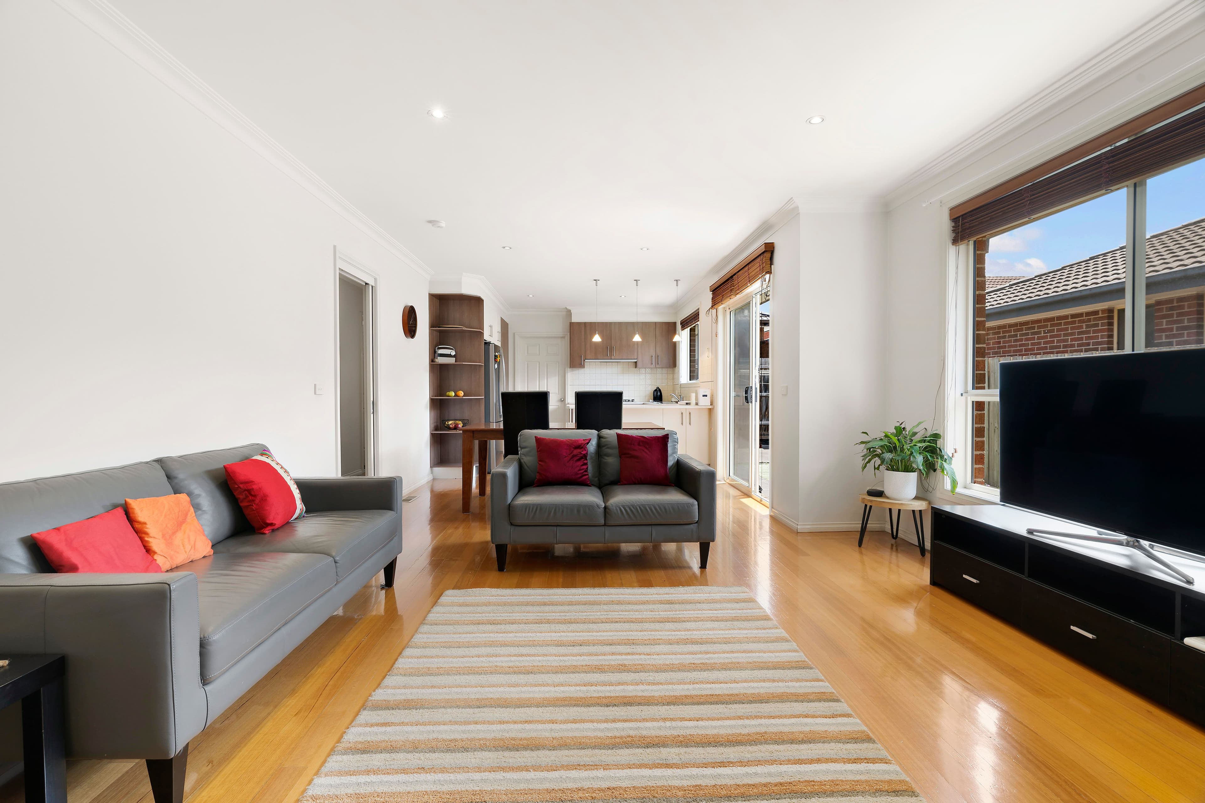43 Knight Street, Clayton South VIC 3169, Clayton South - Thumbnail 2