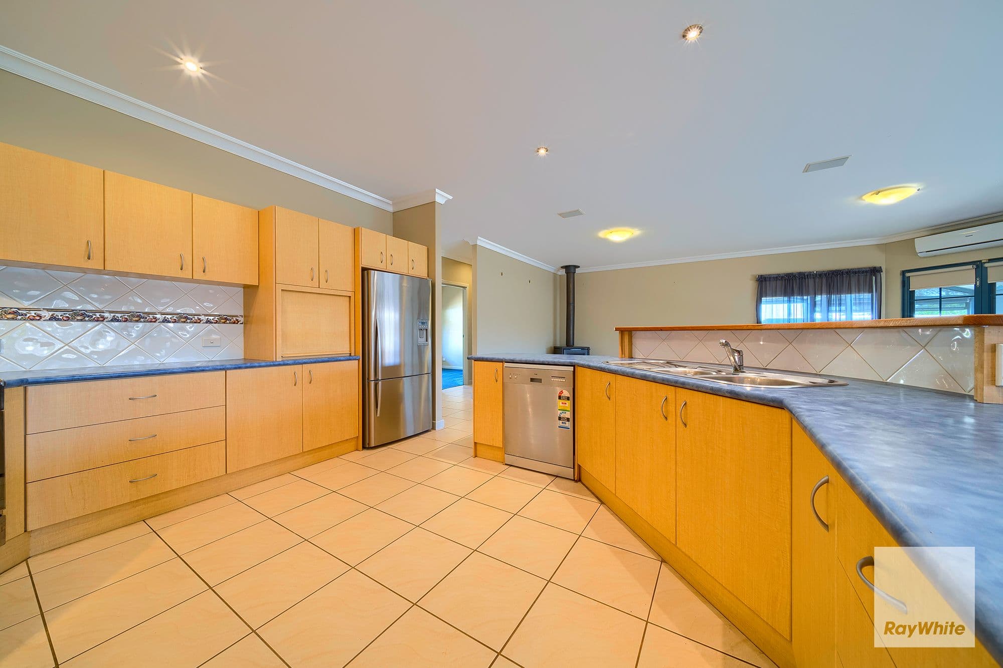 61 Adelaide Street, Milpara WA 6330, Milpara - Thumbnail 4