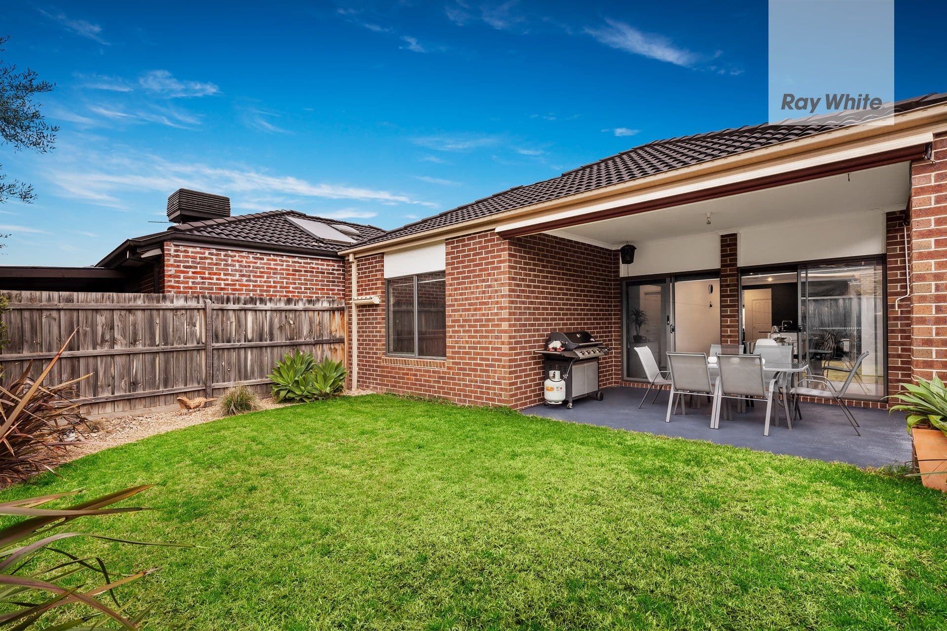 19 Leonie Close, South Morang VIC 3752, South Morang - Thumbnail 8