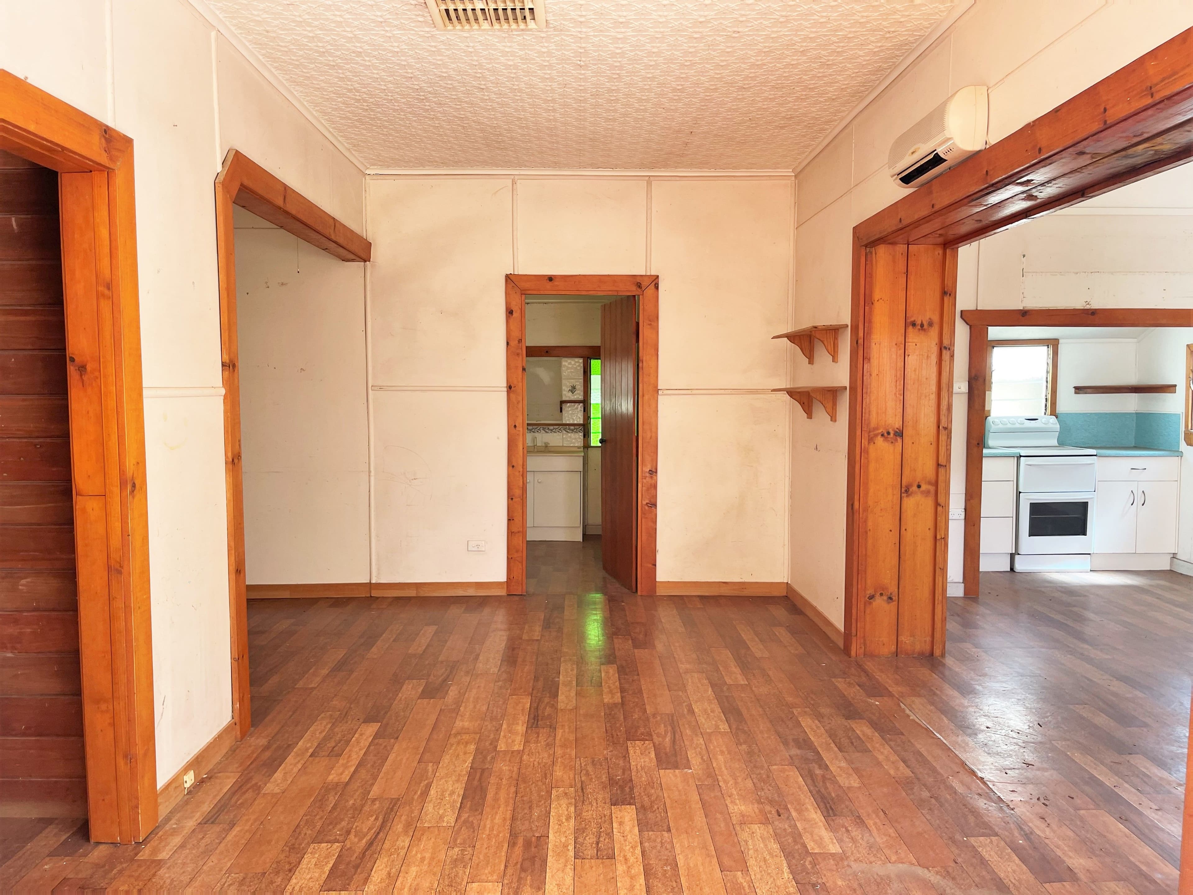 80 Gidyea Street, Barcaldine QLD 4725, Barcaldine - Thumbnail 4