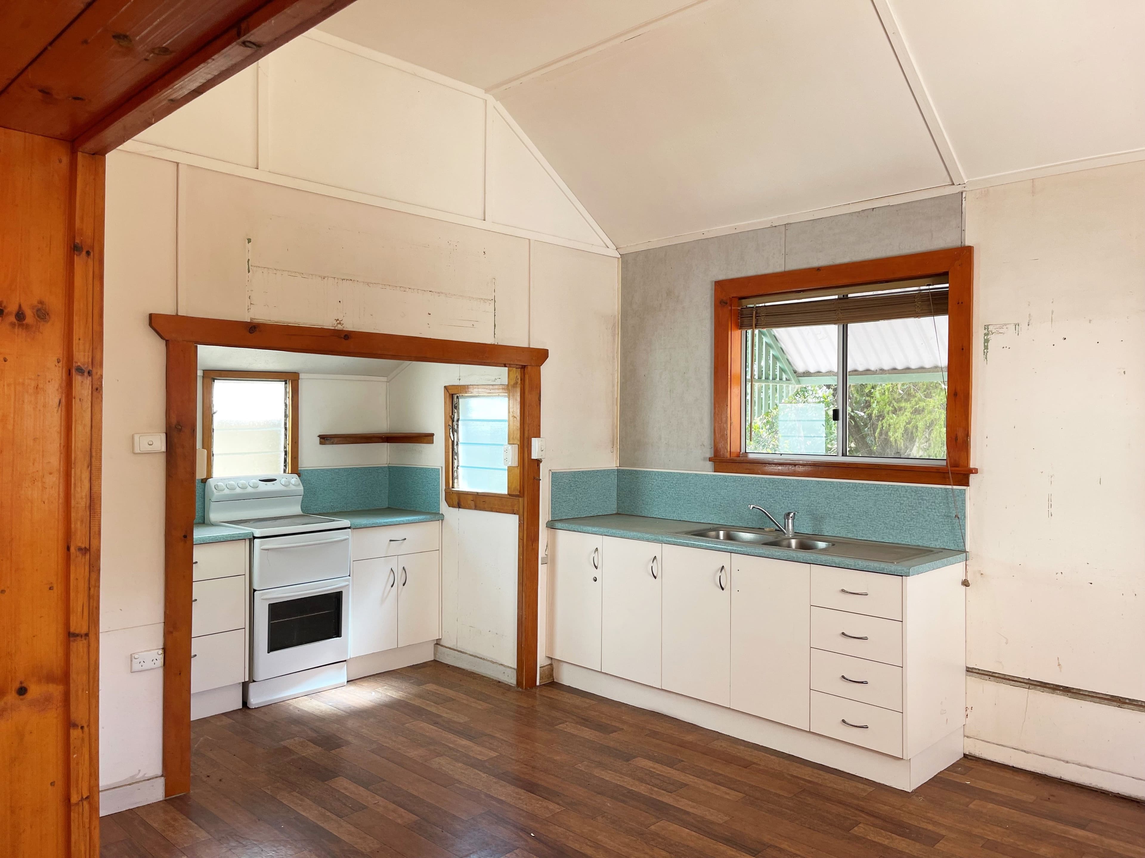 80 Gidyea Street, Barcaldine QLD 4725, Barcaldine - Thumbnail 5