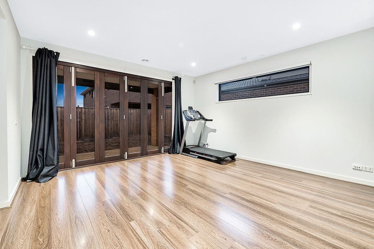 21 Deakin Street, Sunbury, Sunbury - Thumbnail 8
