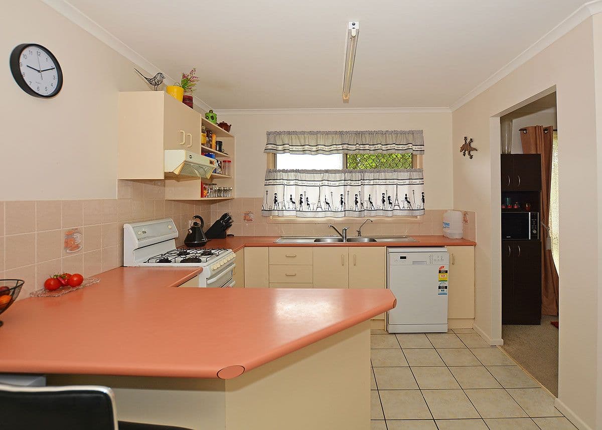 17 Romney Street, Pialba QLD 4655, Pialba - Thumbnail 6