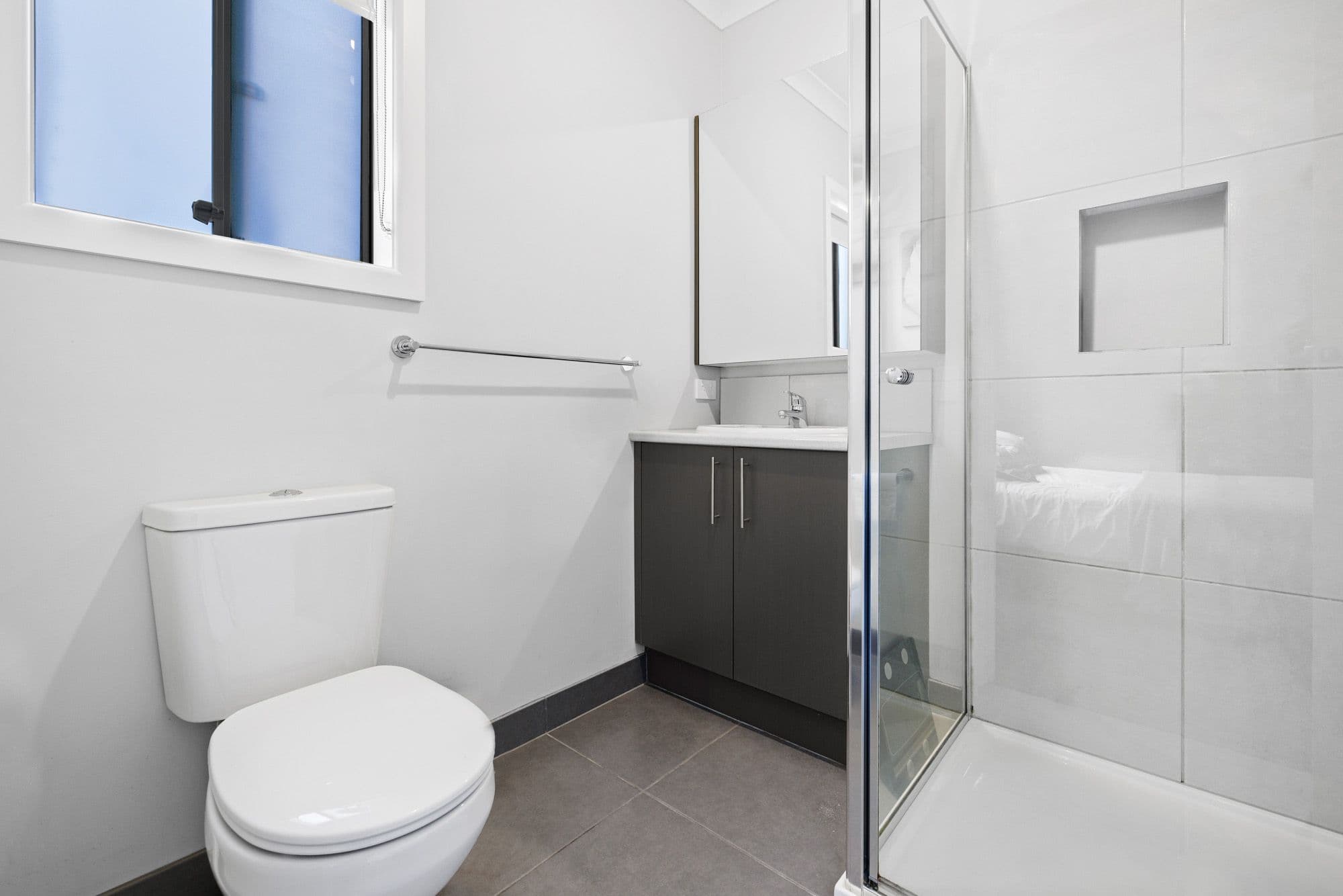 21 Hiskey Crescent, Werribee VIC 3030, Werribee - Thumbnail 3