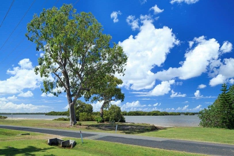52 The Esplanade, TOORBUL QLD 4510, Toorbul - Thumbnail 2